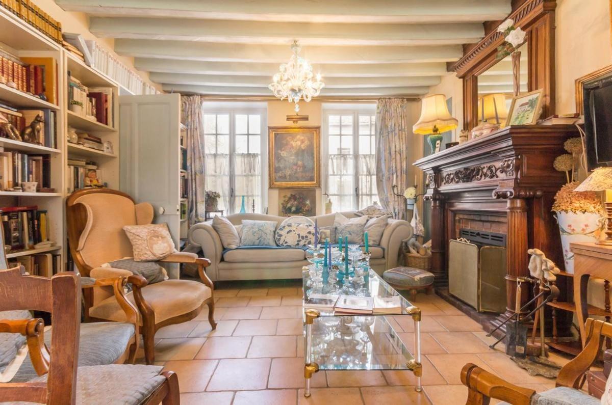 La Maison Bleue Arquian エクステリア 写真